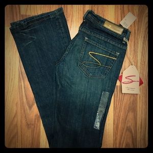 Seven Jeans